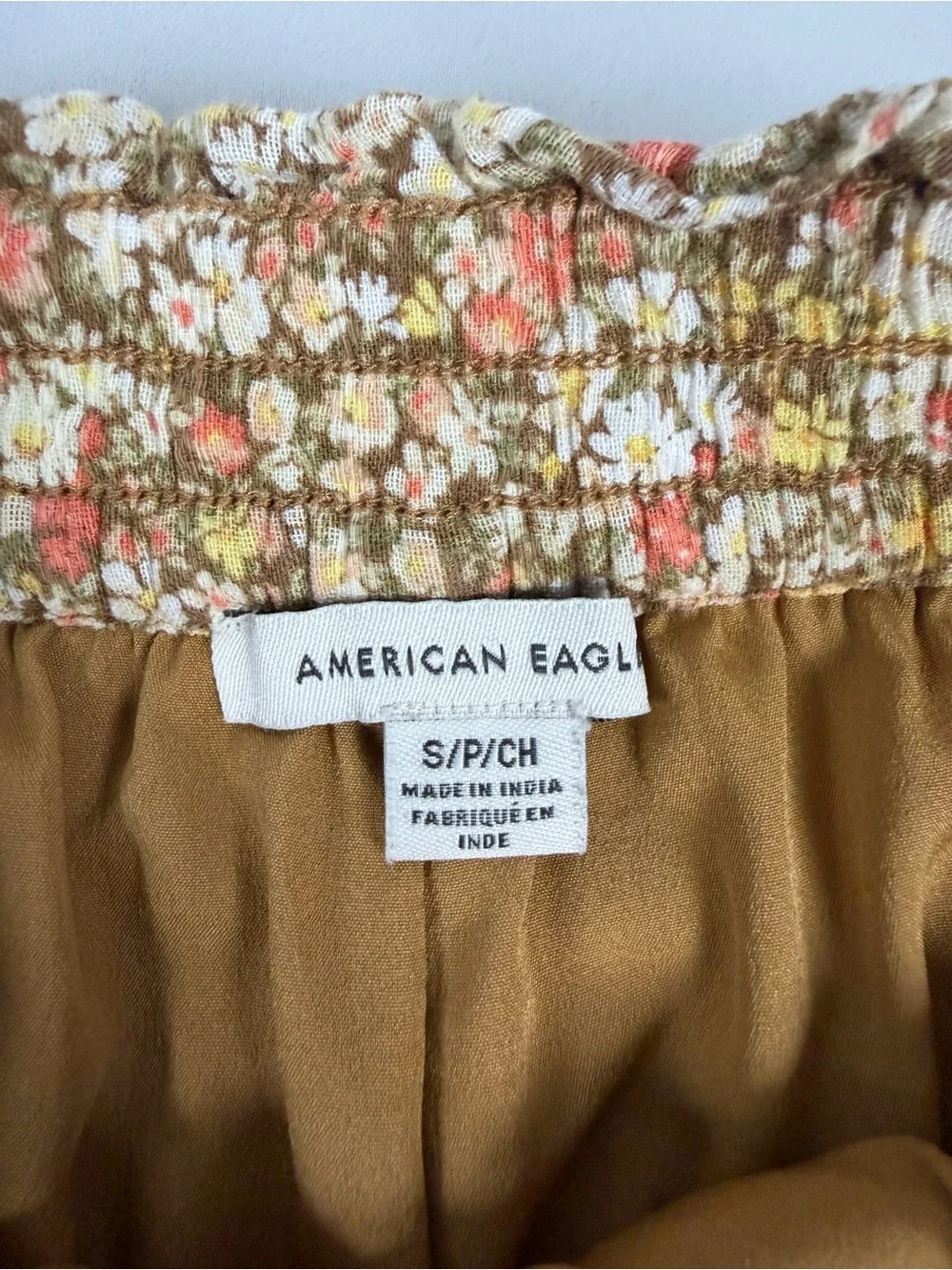 American Eagle Women’s Floral Smocked Shorts | Boho Ruffle | Small | GUC